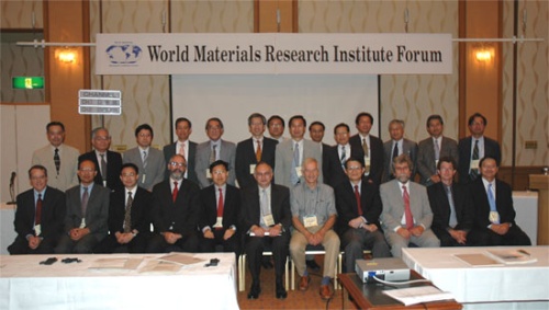 "Front row: keynote lecturers, back row: NIMS executives." Image