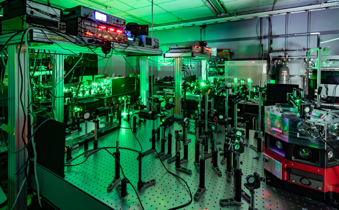 時間分解磁気光学カー効果測定装置