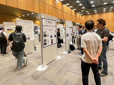 Scene from the poster session2