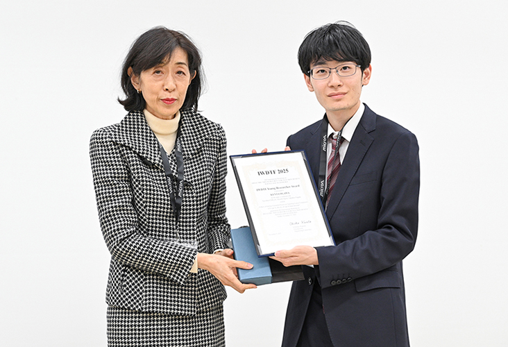 小川さん受賞の様子