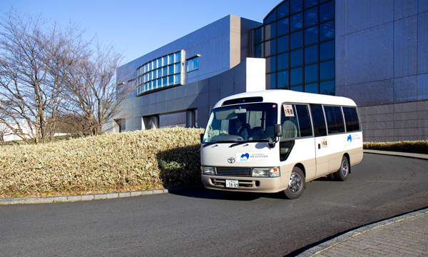 Photo of NIMS Shuttle Bus at Sengen site's bus stop
