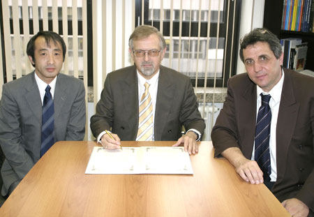 "From right to left, Prof. Eggeler, Director, Center for Shape Memory Technology Prof. Wagner, Rector, RuhrUniversityBochum Dr. Ishida, Senior Researcher, Materials Engineering Laboratory" Image