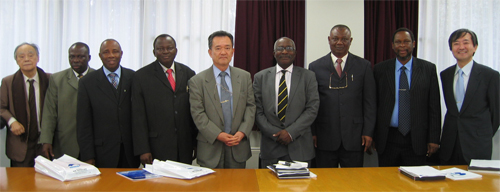 "A delegation from Nigeria and vice president Dr. Kitagawa and NIMS staff." Image