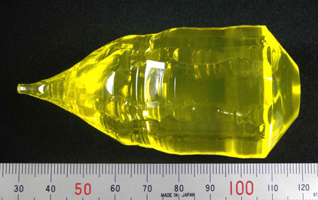 "Photo: YAG single-crystal phosphor ingot" Image
