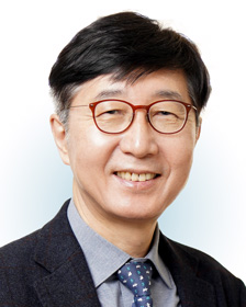 Portrait of Prof. Nam-Gyu Park