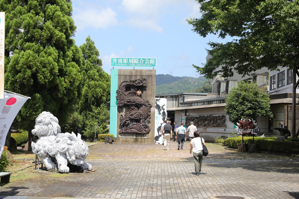 s-0X8A5609