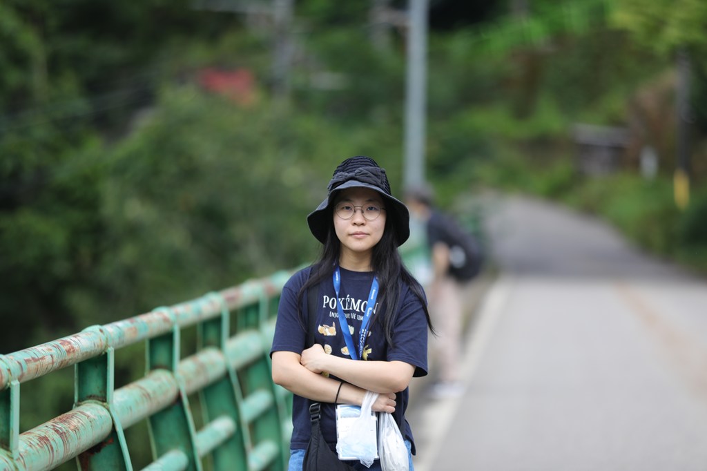 s-0X8A6075
