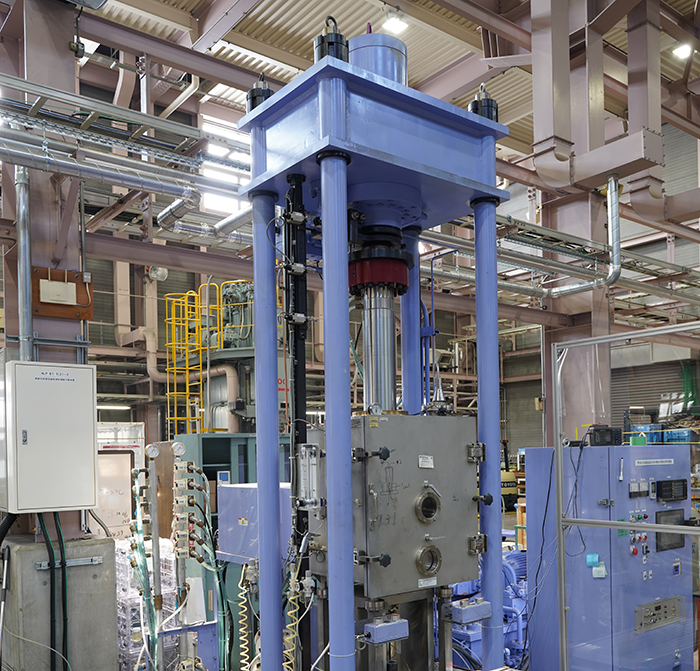 Hot Extrusion Machine