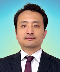 張 晗 主任研究員の顔写真