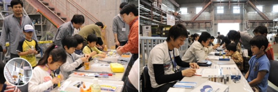 「左写真 : ちびっこ科学工作教室「Xジャイロを作って飛ばそう」　右写真 : 金属の名前当てクイズ」の画像
