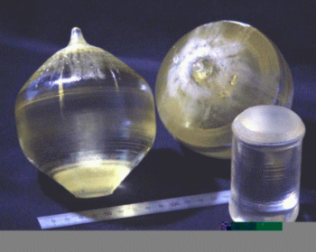 「開発された欠陥量の少ないタンタル酸リチウム単結晶」の画像