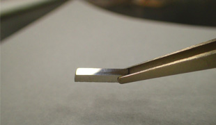 「強磁性体における熱電性能の顕著な増大を発見」の画像