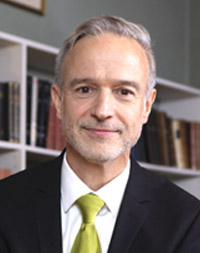 Dierk Raabe 教授の顔写真