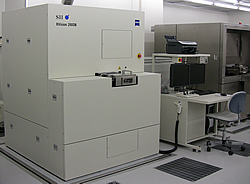 Double beam FIB–SEM hybrid system