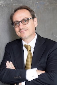 Photo:Prof. Simon Ringer