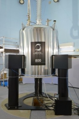 800 MHz wide-bore solid-state NMR system
