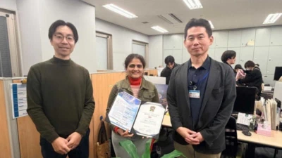 AsthaとMadhuが二次元物質の物性討論会でポスター発表 featured image