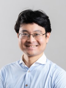 大岡 英史